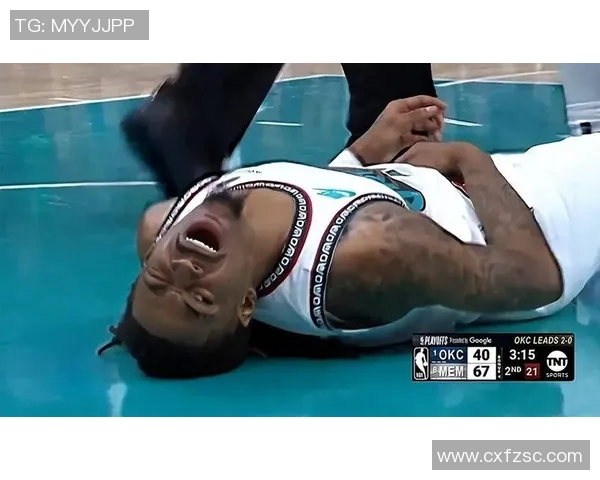 勇士主场击退灰熊：库里对决莫兰特告捷 库明加控场气质渐显